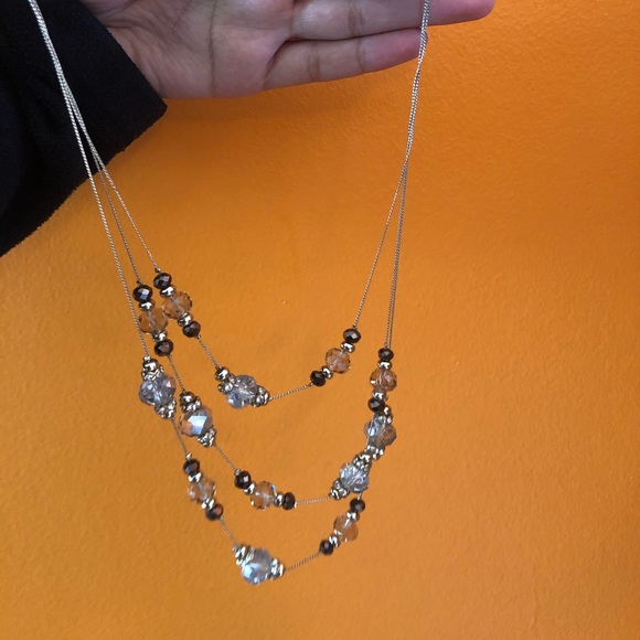 3 layer necklace, super cute 20s vibes - Picture 2 of 2